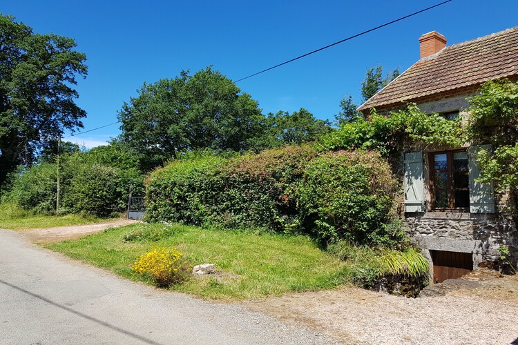 Authentieke Gîte in de Auvergne met zwembad en wellness