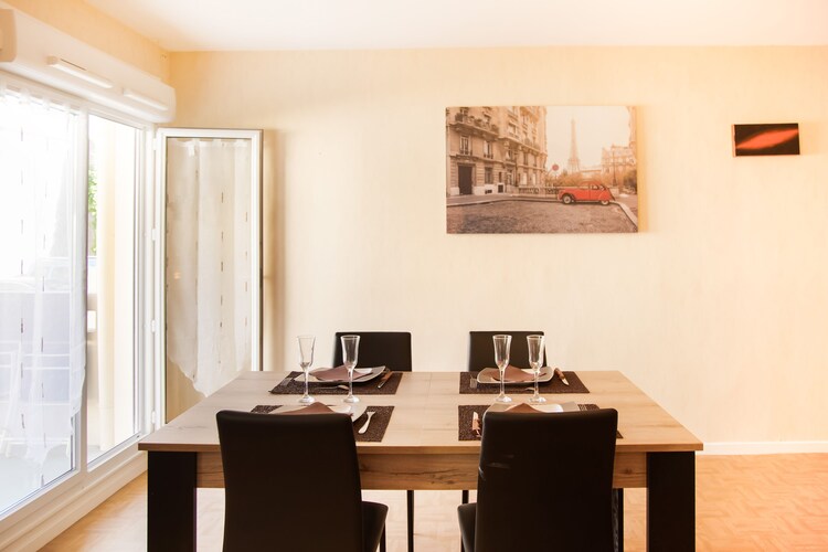 Apartment CHAUMONT / DUBOIS