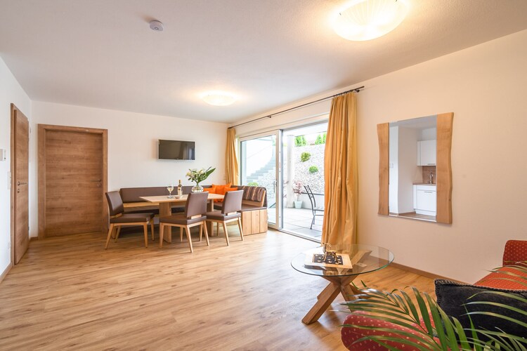 Apartement mit Soutorrain und Terrasse