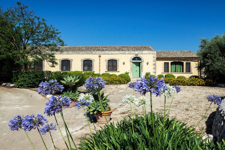 Villa del Sirio