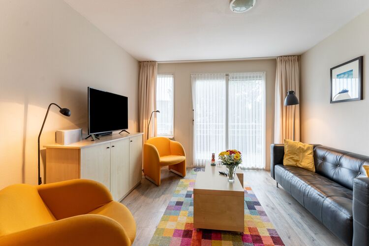 Appartementen Nederland | Wadden | Appartement te huur in Hollum met zwembad  met wifi 5 personen