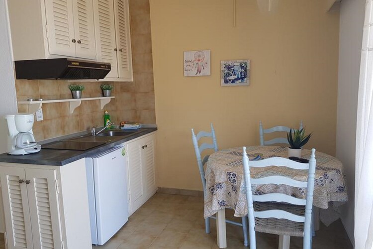 Glyfada Two Floors Maizonette Aa2g 61