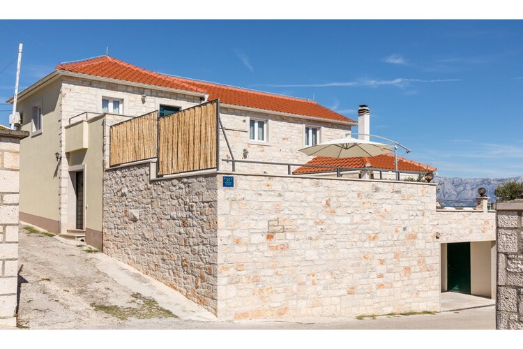 Mooi en authentiek Dalmatisch huis met privé zwembad, 1,5 km van zee