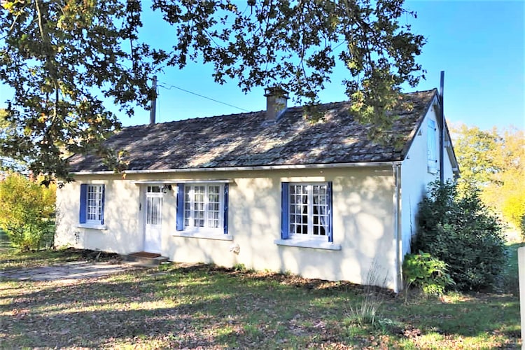 Gezellig vakantiehuis in Couleuvre met barbecue
