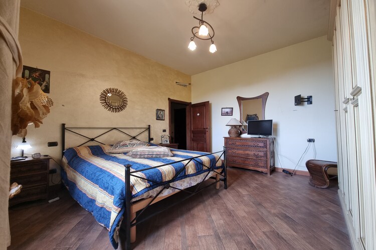 Valdipetrina Home