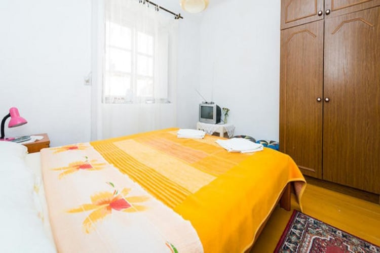 Apartmá Rooms Kisic - Triple Room with Shared Bathroom