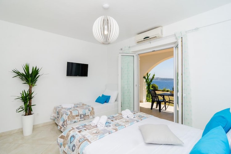 Apartmá Apartments A&M - Studio with Terrace and Sea View