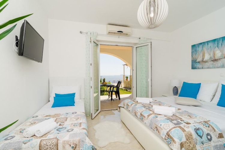 Apartmá Apartments A&M - Studio with Terrace and Sea View