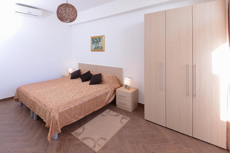 Apartmá Apartments Ševelj - Comfort Studio With Share