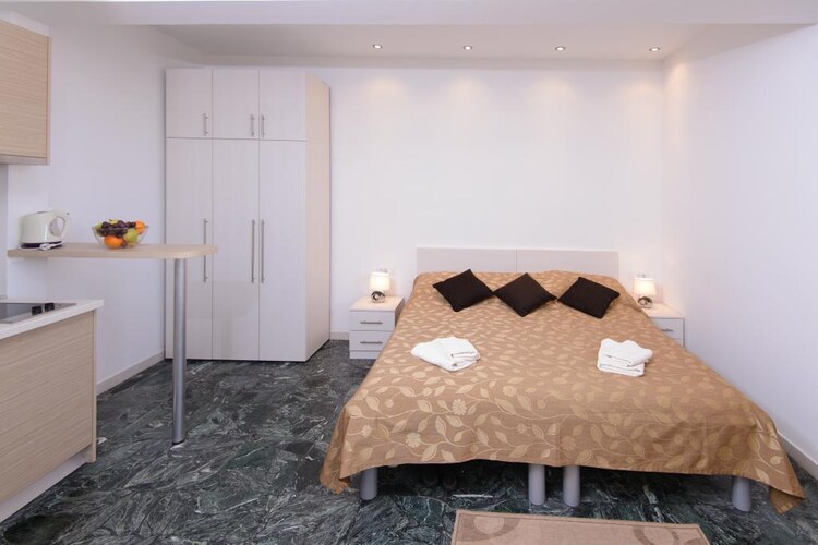 Apartments Ševelj - Studio With Shared Terrace And Sea View