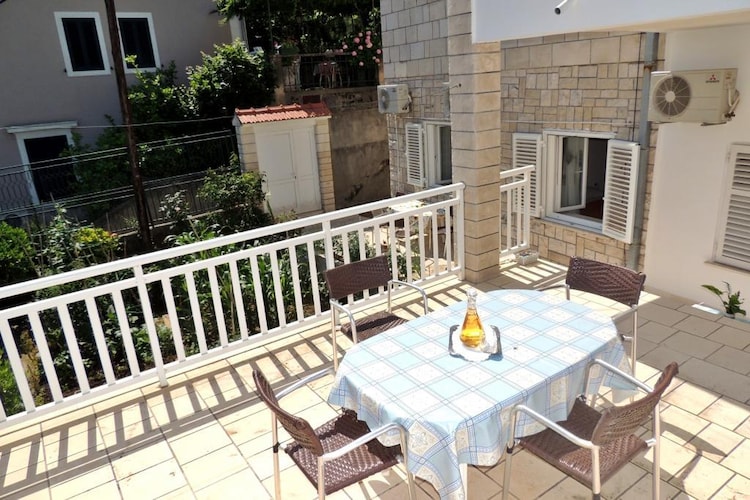 Apartments Majkovica- Studio with Terrace-Terrace