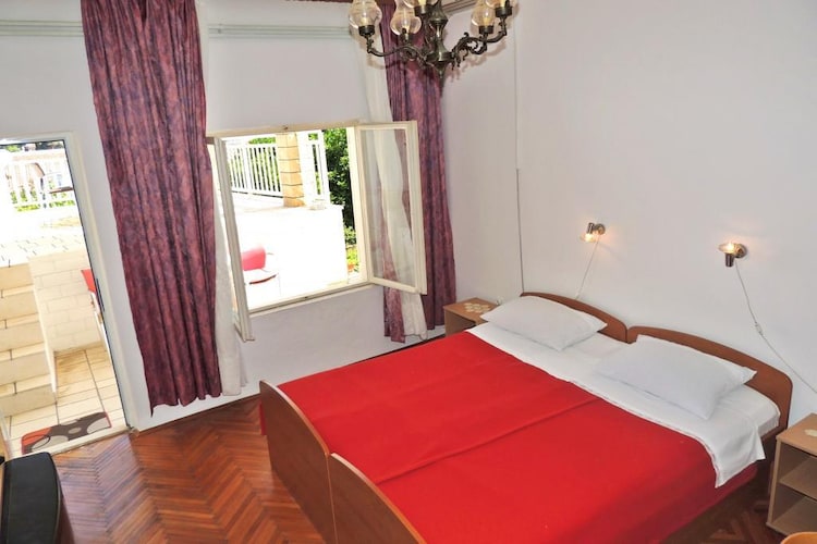 Apartments Majkovica- Studio with Terrace