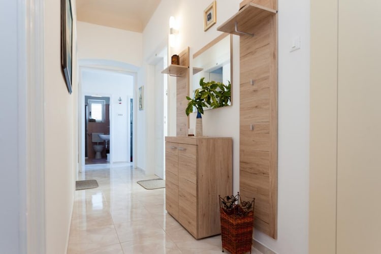Apartmá Villa Iveta - Two-Bedroom Apartment with Terrace a
