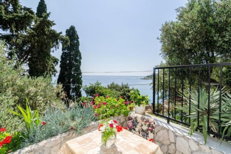 Appartement Guest House Daniela - Comfort Double Room with Sea