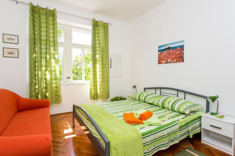 Apartmá Apartment Blue & Green -  Two-Bedroom Apartment wi