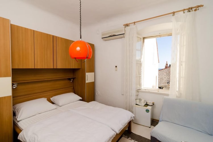Apartmá Rooms Pile - Double Room with Patio