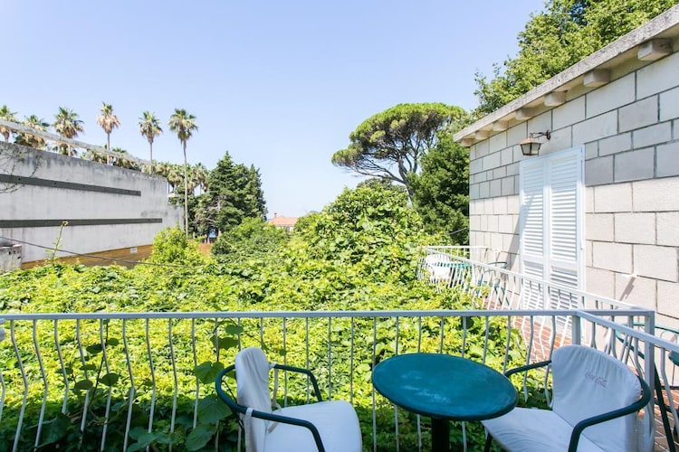 Guest House Zec -  Double or Twin Room with Balcony and Sea View-2