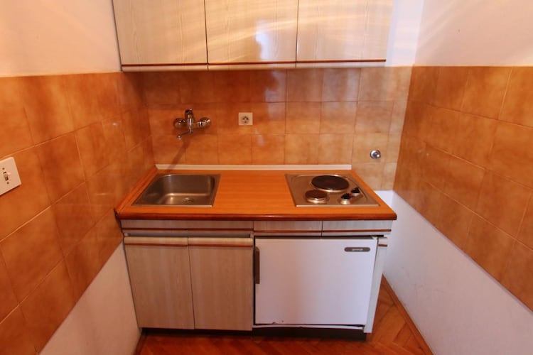 Guest House Zec - Studio with Terrace (3 Adults)