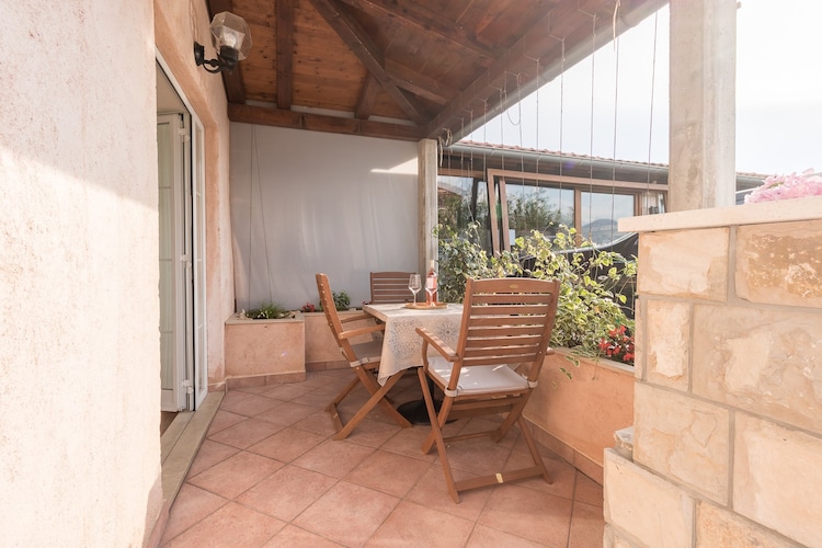 Apartmá Apartments Lotea - Two-Bedroom Apartment with Terr