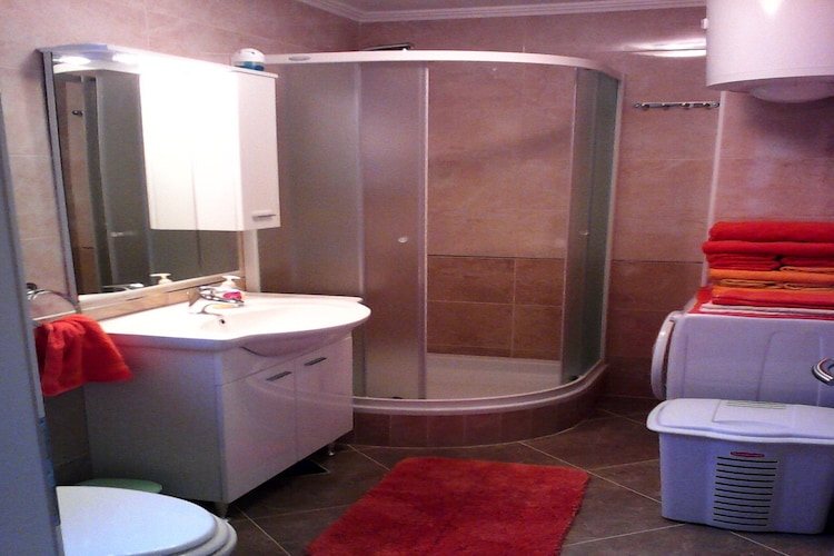 Apartmá Apartment Gigi - Two Bedroom Apartment with Terrac