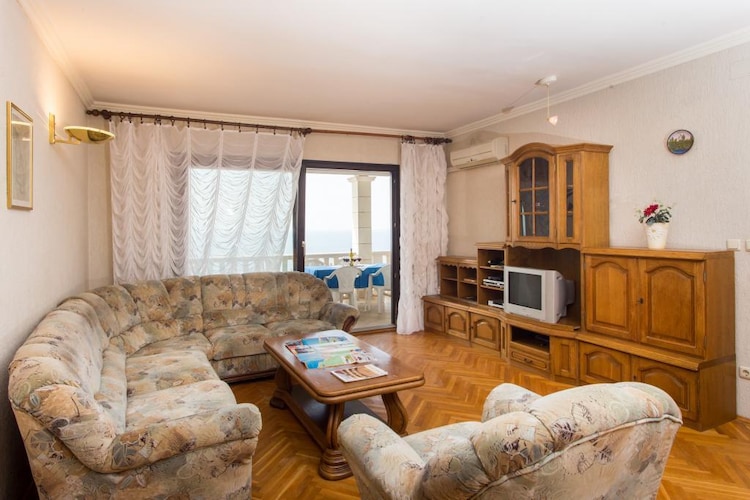Apartmá Guest House Old Town View-Three-Bedroom Apartment