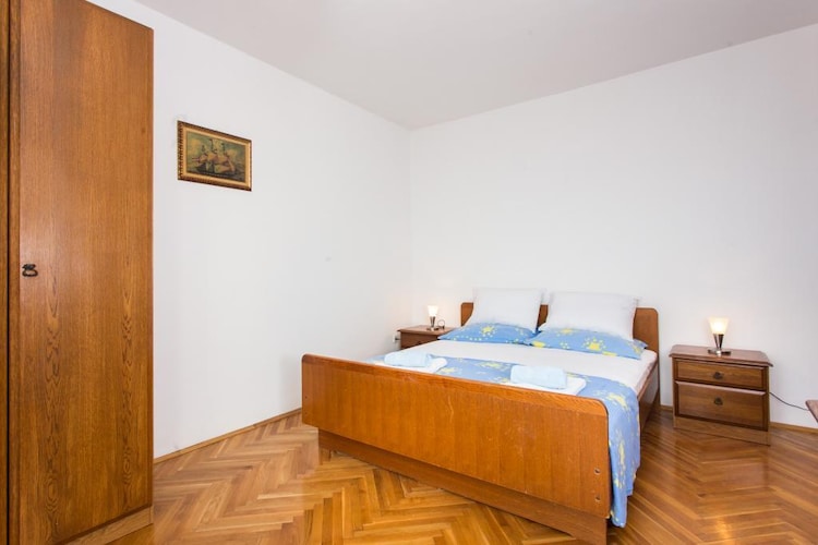 Apartmá Guest House Old Town View-Three-Bedroom Apartment