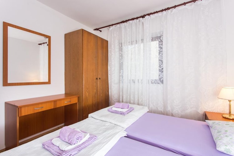 Apartmá Guest House Old Town View-Three-Bedroom Apartment