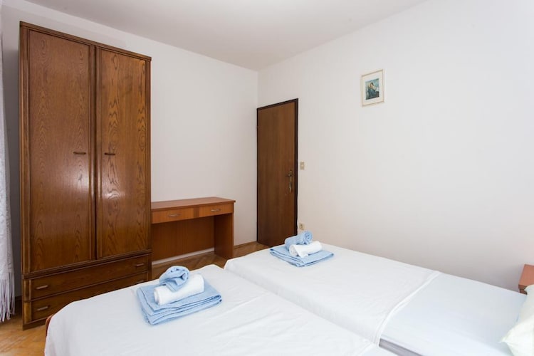 Apartmá Guest House Old Town View-Three-Bedroom Apartment