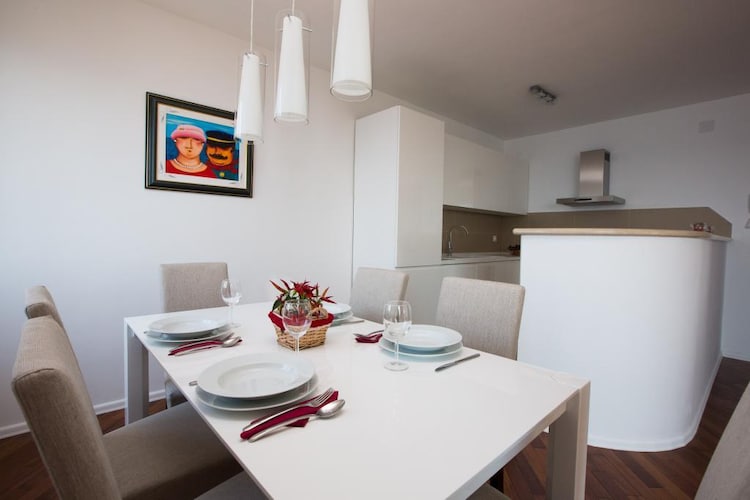 Apartments Nina - Two-Bedroom Apartment with Balcony and Sea View (Orašac)-Eetkamer