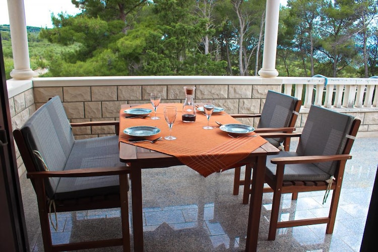 Apartmá Apartment Bruna - Two Bedroom Apartment with Terra