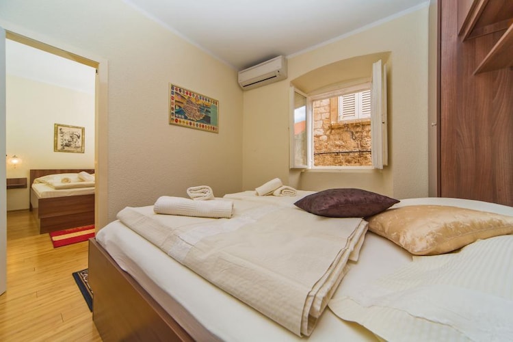 Apartmá Apartment Maru - Two Bedroom Apartment with City V