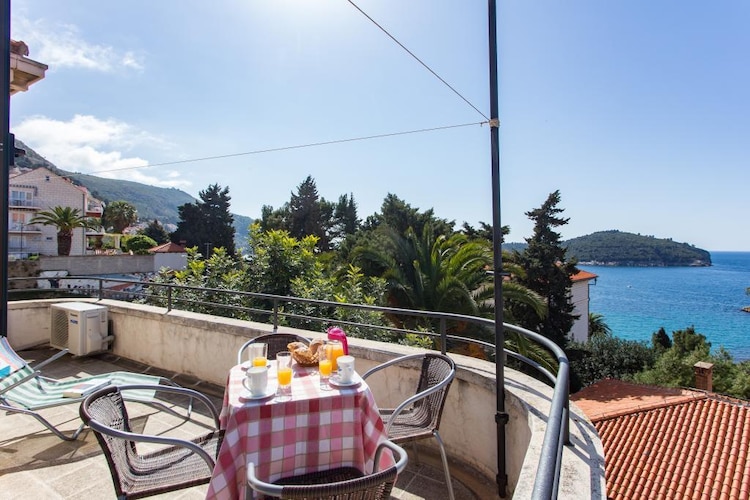   Holiday Home Patricija-Duplex Three Bedroom Apartm
