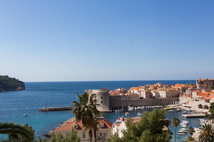   Holiday Home Patricija-Duplex Three Bedroom Apartm