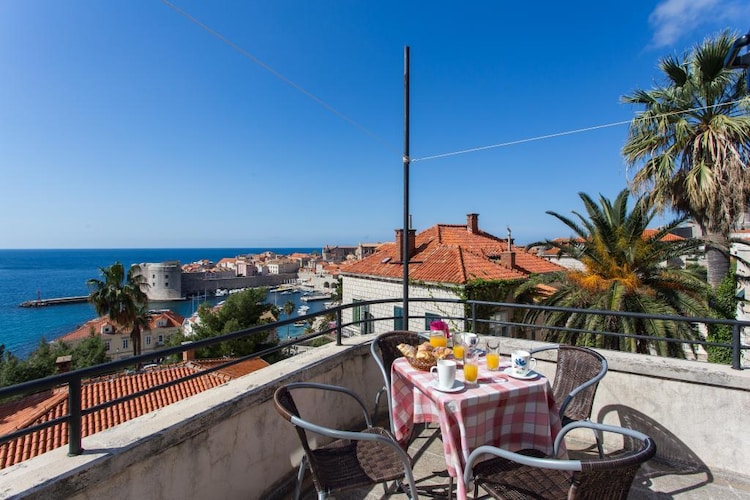   Holiday Home Patricija-Duplex Three Bedroom Apartm