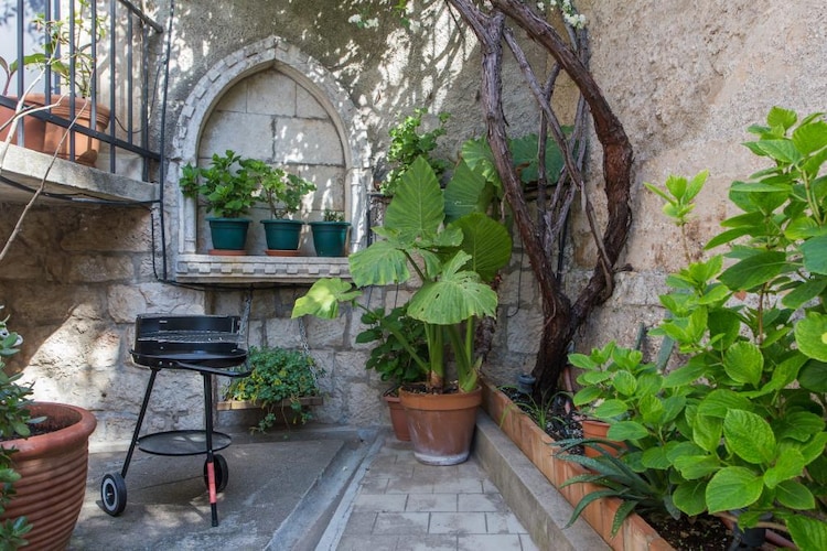  Holiday Home Patricija-Duplex Three Bedroom Apartm