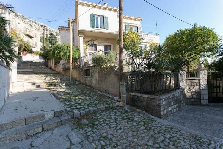   Holiday Home Patricija-Duplex Three Bedroom Apartm
