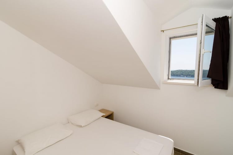 Apartments Villa Ari- Three Bedroom Apartment with Balcony and Sea View - Attic-Slaapkamer