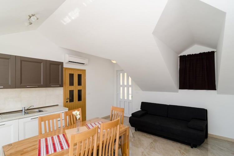 Apartments Villa Ari- Three Bedroom Apartment with Balcony and Sea View - Attic