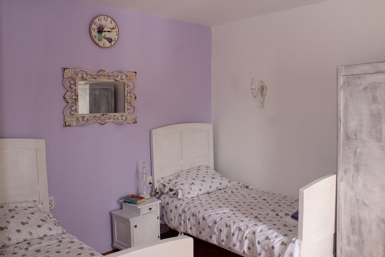Apartmá Guest House Gugily- Twin Room with Shared Bathroom