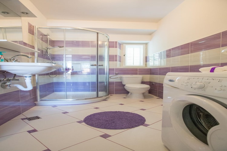 Apartmá Guest House Gugily- Twin Room with Shared Bathroom