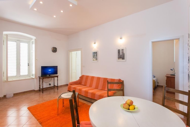 Apartmá Apartment Tranquilo- Two Bedroom Apartment with Ga