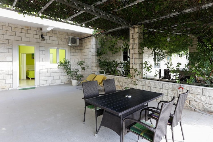 Apartments Villa Dubrovnik feature set of accommodation units located in Cavtat, a quiet little town 20 min ride from Dubrovnik Old Town.

Private parking free of charge, available on site.
Baby cot available upon request.

This lovely comfort studio apartment with terrace can comfortably accommodate up to four persons.
It features one double bed and sofa that can be converted into bed for two. Further this studio is equipped with air conditioning, free WiFi and SAT TV. The kitchen is fully equipped with stove, refrigerator, microwave, water kettle, coffee machine and toaster. The terrace has a sitting corner and a lovely sea view.
Guests will have access to shared washing machine.

This location is perfect for guests who love to enjoy the sun and the sea, being close to Dubrovnik, but far enough to avoid the crowds and keep their peace and privacy. Apartment is located only 17 minutes walk to the nearest beach. Various restaurants, bars and shops can be found on the famous seaside promenade, ideal for those who enjoy the nature and long sunset walks. Grocery store and bakery can be reached within 900 meters. Old Town of Dubrovnik is 15,5 km away. Nearest bus stop is in  meters range of the property.

Dubrovnik's main bus station and ferry port, connecting the mainland with various Dalmatian islands, are 18 km away, while Dubrovnik Airport is 4.2 km away.