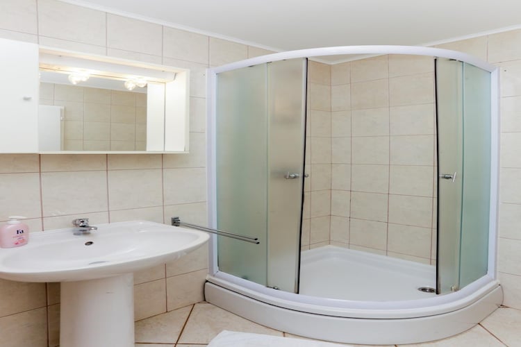 Apartments Villa Dubrovnik - Comfort Studio Apartment with Terrace and Sea View-Badkamer