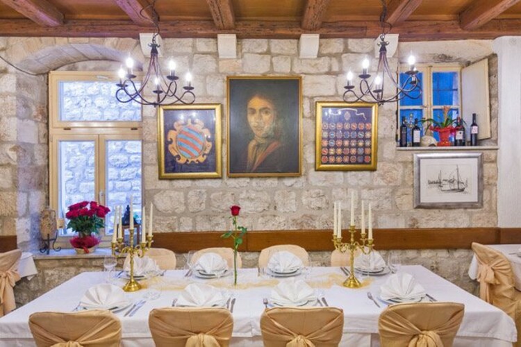 Apartmá Bed&Breakfast Sorgo Palace- Comfort Double or Twin