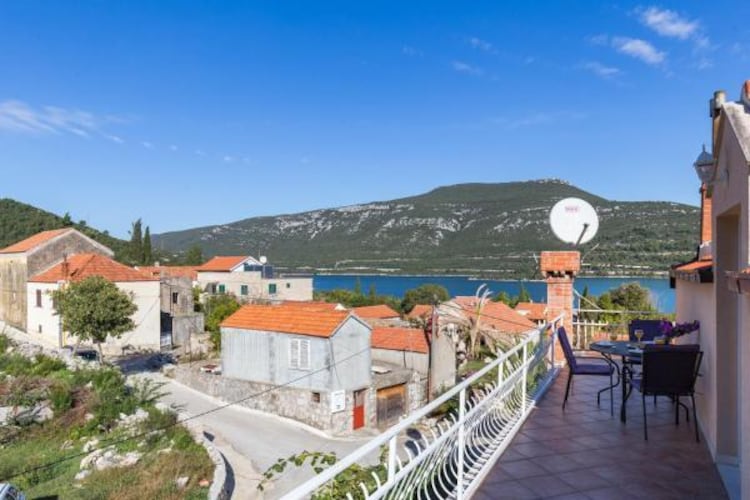 Apartments Memunić - Comfort One Bedroom Apartment with Balcony and Sea View (VELIKI)-Uitzicht