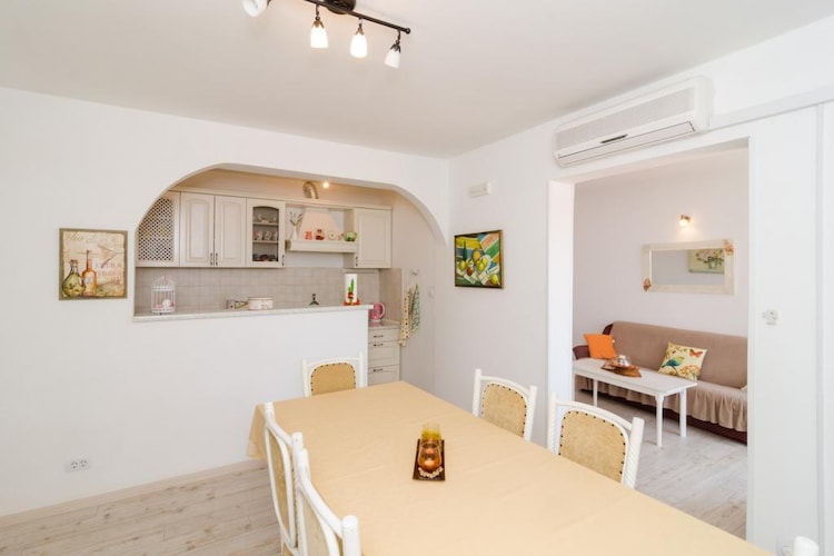 Ivo Guest House-Double Room with External Private Bathroom and Sea View (R2)