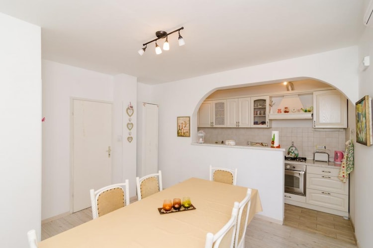 Ivo Guest House-Double Room with External Private Bathroom and Sea View (R2)