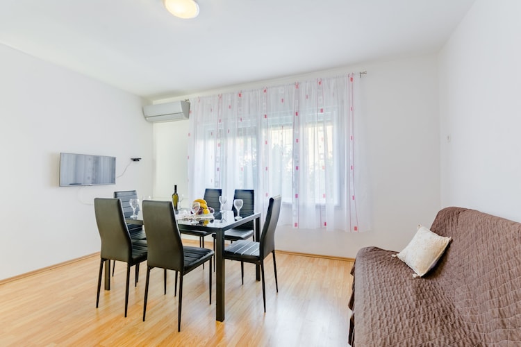 Apartmá Apartment Marko (ST) - Three Bedroom Apartment wit