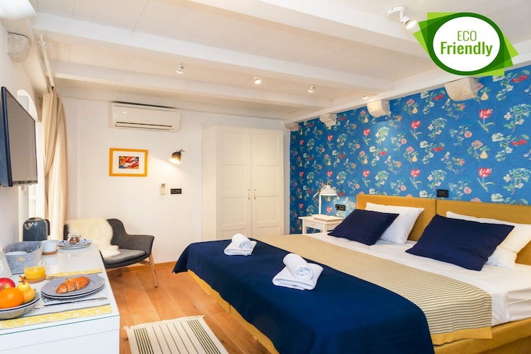 Apartmá Art Home Arthur - Premium Double Room with Street