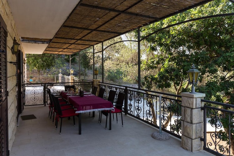 Rooms Villa Bašica - Basic Double Room with Forest View (Soba 1)